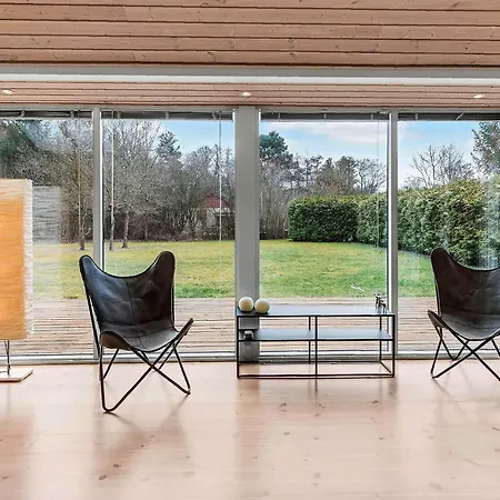 6 Person In Frederiksvaerk-by Traum *