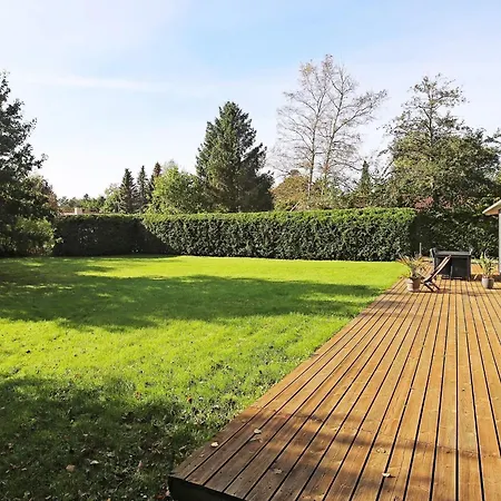 6 Person In Frederiksvaerk-by Traum * Frederiksværk